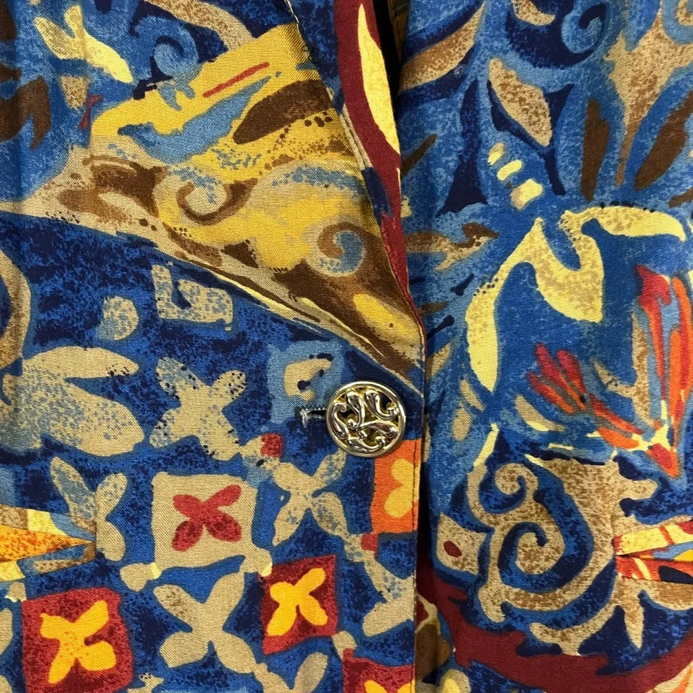 Intriguing Threads Colorful Fall blazer size M
W8 - Picture 5 of 7